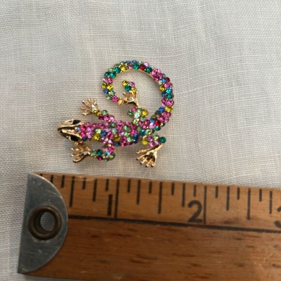 Colorful Rhinestone Lizard Brooch - Picture 3 of 3